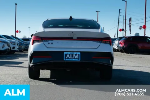 More photos of 2025 Hyundai Elantra SEL Convenience at ALM Hyundai Athens, GA