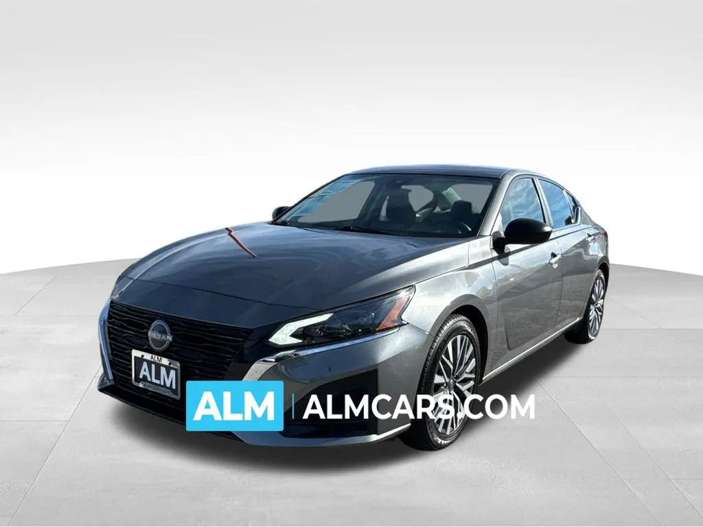 Used 2024 Nissan Altima SV with VIN 1N4BL4DV8RN373371 for sale in Lumberton, NC