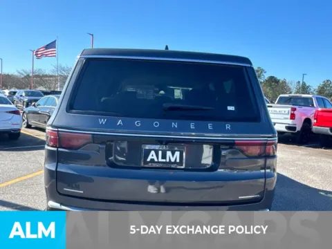 More photos of 2023 Jeep Wagoneer L Series III at ALM Hyundai Athens, GA