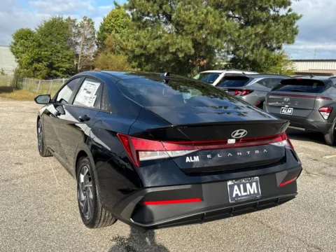 Another view of 2025 Hyundai Elantra SEL Sport for sale in Athens, GA at ALM Hyundai Athens