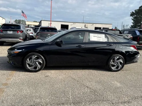 Photos of 2025 Hyundai Elantra SEL Sport for sale in Athens, GA at ALM Hyundai Athens
