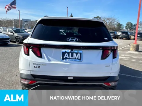More photos of 2024 Hyundai Tucson SEL at ALM Hyundai Athens, GA