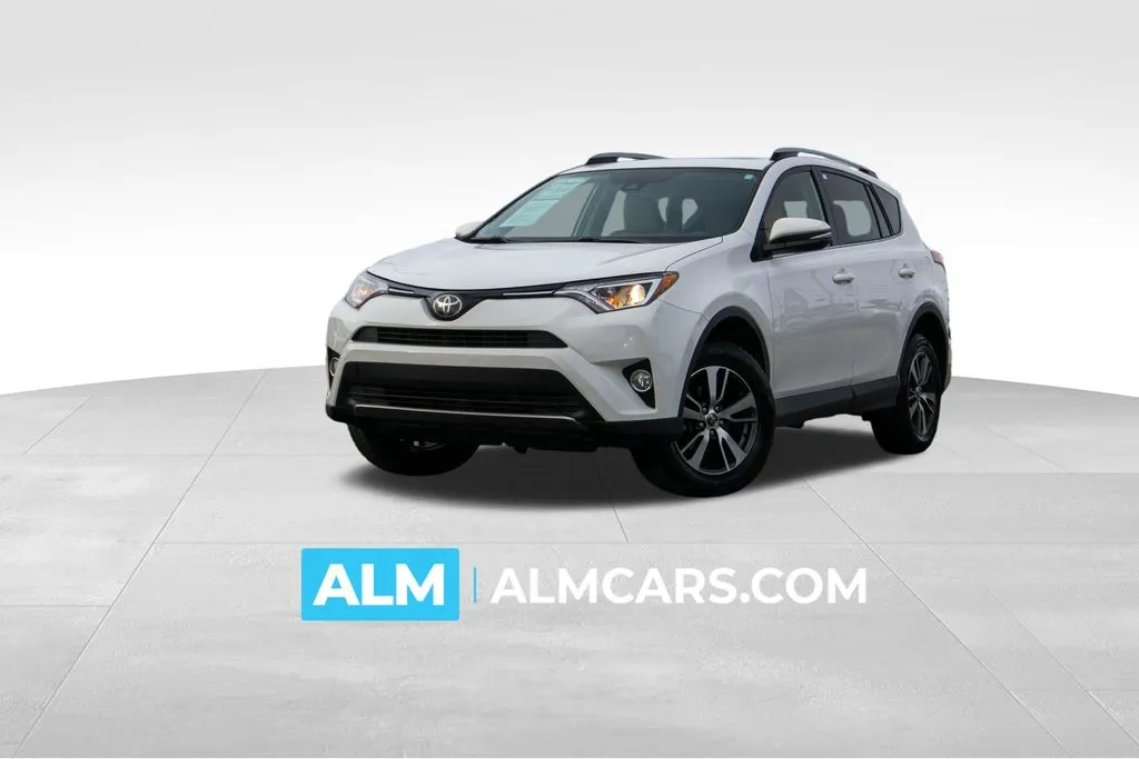 2018 Toyota RAV4 XLE's photo
