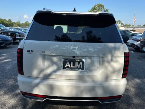 More photos of 2026 Hyundai Palisade Calligraphy at ALM Hyundai Athens, GA