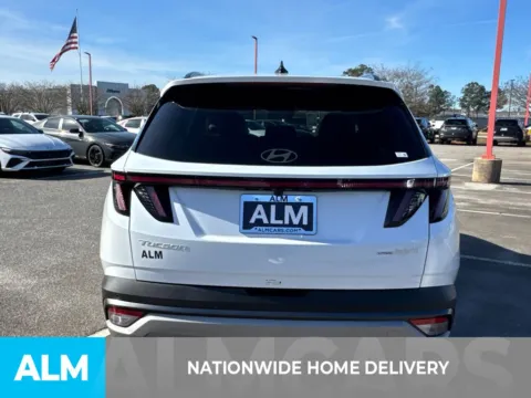 More photos of 2025 Hyundai Tucson Hybrid Limited at ALM Hyundai Athens, GA
