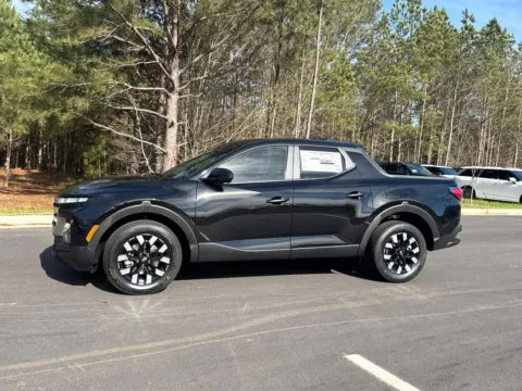 Photos of 2026 Hyundai Santa Cruz SE for sale in Athens, GA at ALM Hyundai Athens