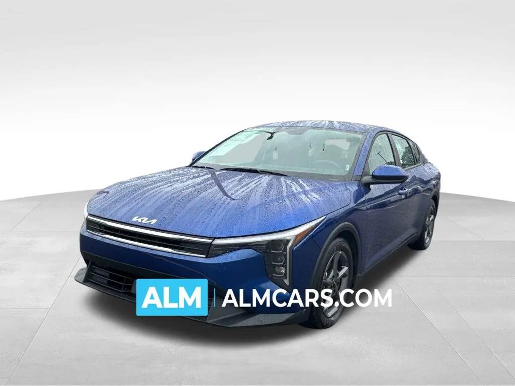 2025 Kia K4 LXS