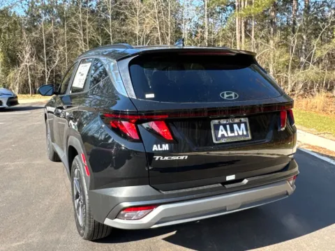 Another view of 2026 Hyundai Tucson SEL for sale in Athens, GA at ALM Hyundai Athens