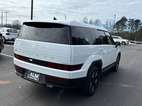 More photos of 2026 Hyundai Santa Fe Hybrid SE at ALM Hyundai Athens, GA