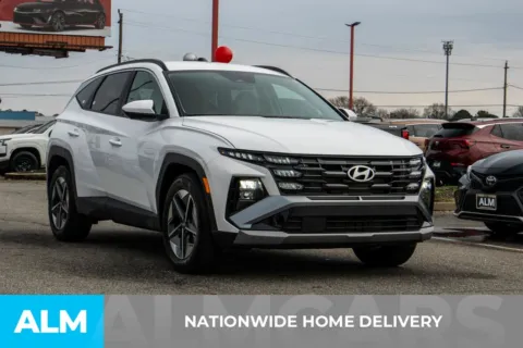 More photos of 2025 Hyundai Tucson SEL at ALM Hyundai Athens, GA