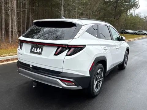 More photos of 2026 Hyundai Tucson SEL Premium at ALM Hyundai Athens, GA