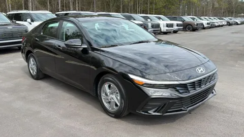 Another view of 2026 Hyundai Elantra SE for sale in Athens, GA at ALM Hyundai Athens