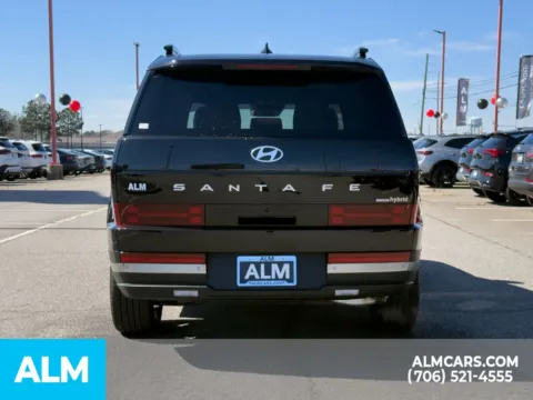 More photos of 2025 Hyundai Santa Fe Hybrid Limited at ALM Hyundai Athens, GA
