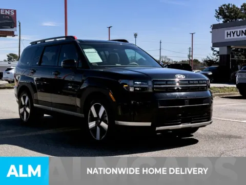 More photos of 2025 Hyundai Santa Fe Hybrid Limited at ALM Hyundai Athens, GA