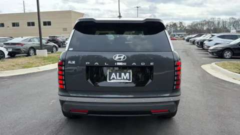 More photos of 2026 Hyundai Palisade SEL at ALM Hyundai Athens, GA