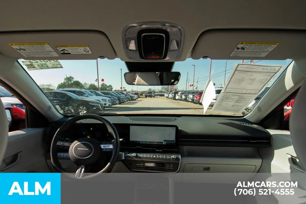 2025 Hyundai Kona SEL Convenience - Photo 11