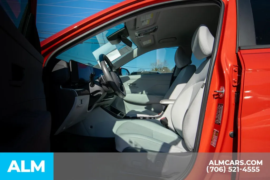 2025 Hyundai Kona SEL Convenience - Photo 8