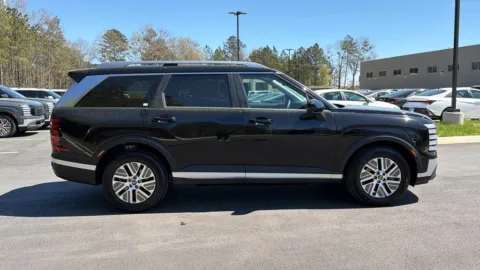 More photos of 2026 Hyundai Palisade Hybrid Blue SEL at ALM Hyundai Athens, GA