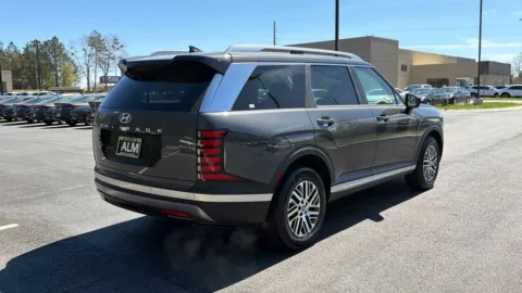More photos of 2026 Hyundai Palisade SEL at ALM Hyundai Athens, GA