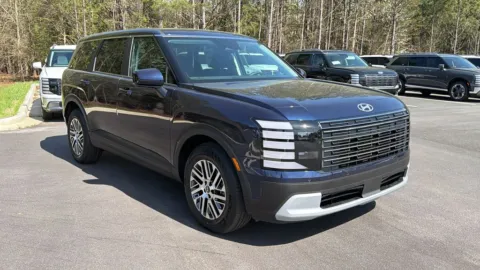 Another view of 2026 Hyundai Palisade SE for sale in Athens, GA at ALM Hyundai Athens