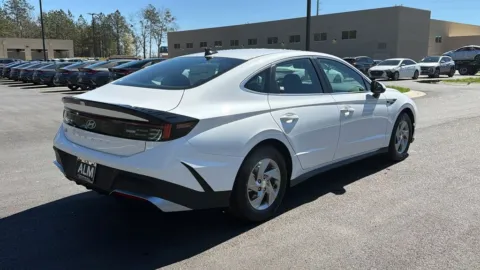 More photos of 2026 Hyundai Sonata SE at ALM Hyundai Athens, GA