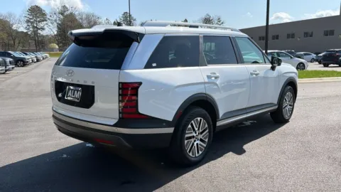 More photos of 2026 Hyundai Palisade Hybrid Blue SEL at ALM Hyundai Athens, GA