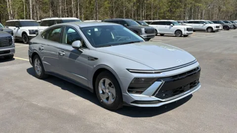 Another view of 2026 Hyundai Sonata SE for sale in Athens, GA at ALM Hyundai Athens