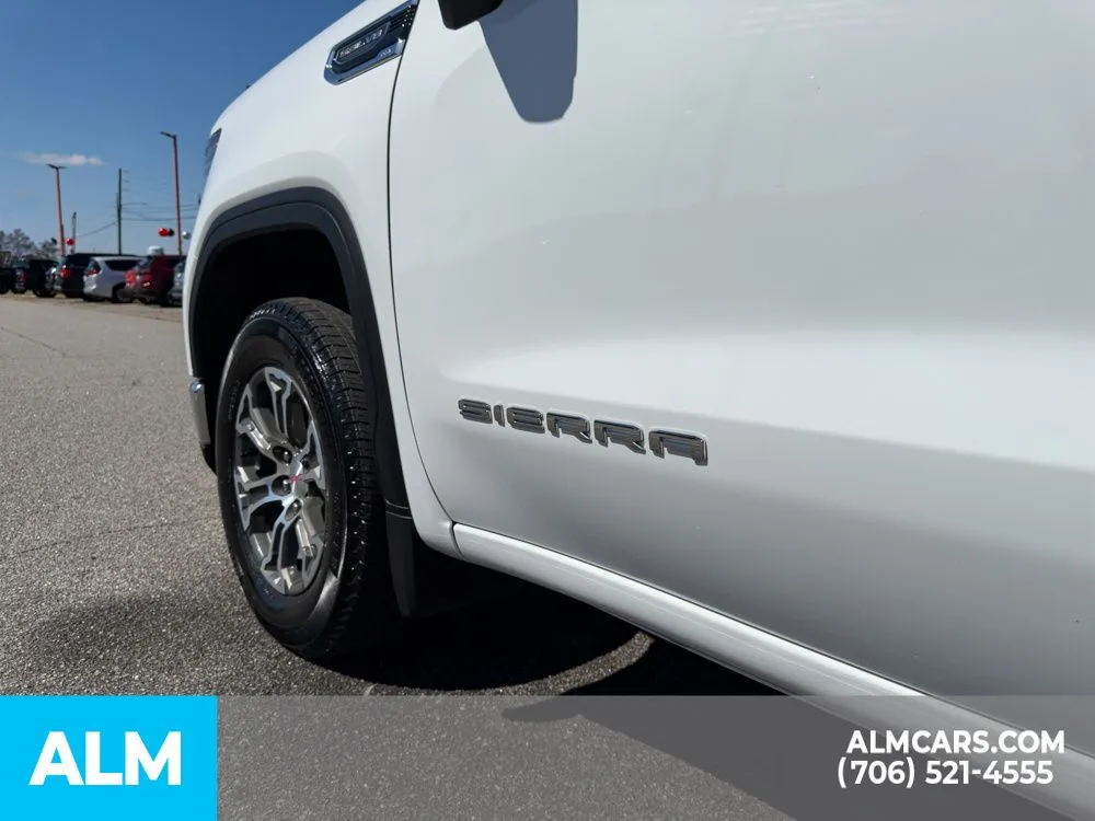 2025 GMC Sierra 1500 SLT - Photo 12
