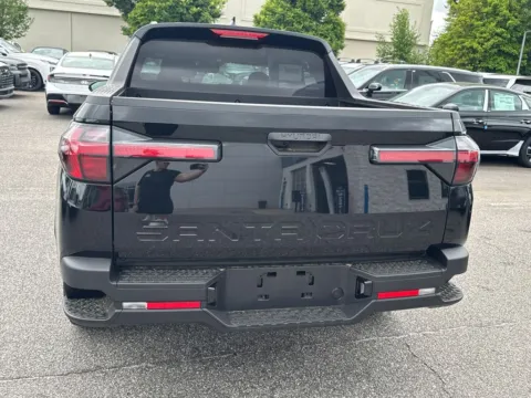 More photos of 2025 Hyundai Santa Cruz SEL at ALM Hyundai Athens, GA