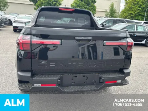 More photos of 2025 Hyundai Santa Cruz SEL at ALM Hyundai Athens, GA