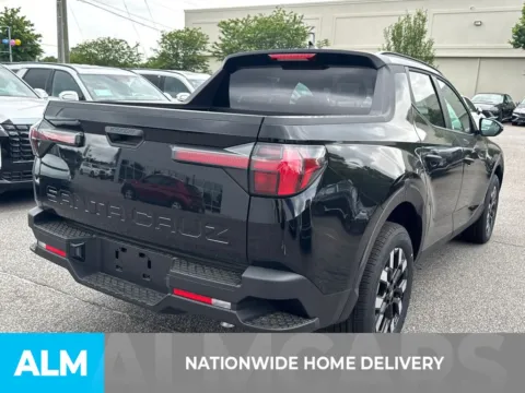 More photos of 2025 Hyundai Santa Cruz SEL at ALM Hyundai Athens, GA