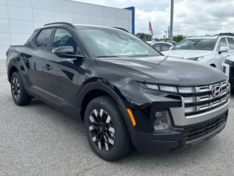 Photos of 2025 Hyundai Santa Cruz SEL for sale in Athens, GA at ALM Hyundai Athens