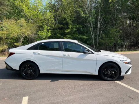 More photos of 2026 Hyundai Elantra SEL Sport at ALM Hyundai Athens, GA