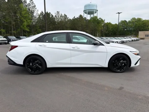 More photos of 2026 Hyundai Elantra SEL Sport at ALM Hyundai Athens, GA