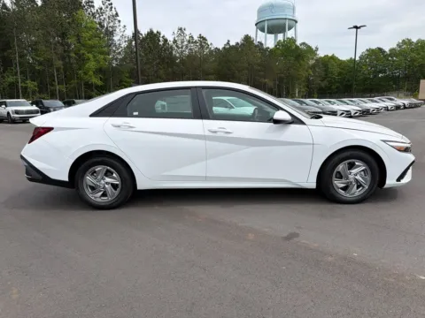 More photos of 2026 Hyundai Elantra SE at ALM Hyundai Athens, GA