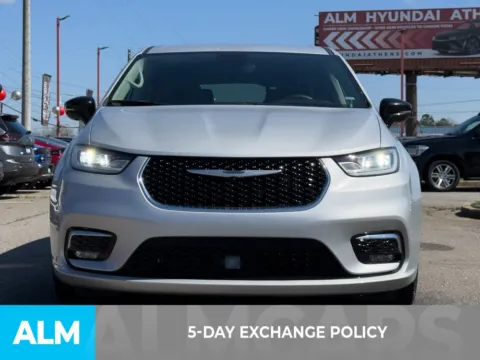 Another view of 2024 Chrysler Pacifica Touring L for sale in Athens, GA at ALM Hyundai Athens