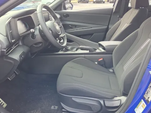 More photos of 2025 Hyundai Elantra SEL Sport at ALM Hyundai Athens, GA