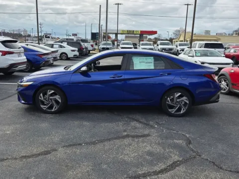 More photos of 2025 Hyundai Elantra SEL Sport at ALM Hyundai Athens, GA