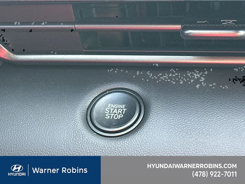 2025 Hyundai Elantra SEL - Photo 29