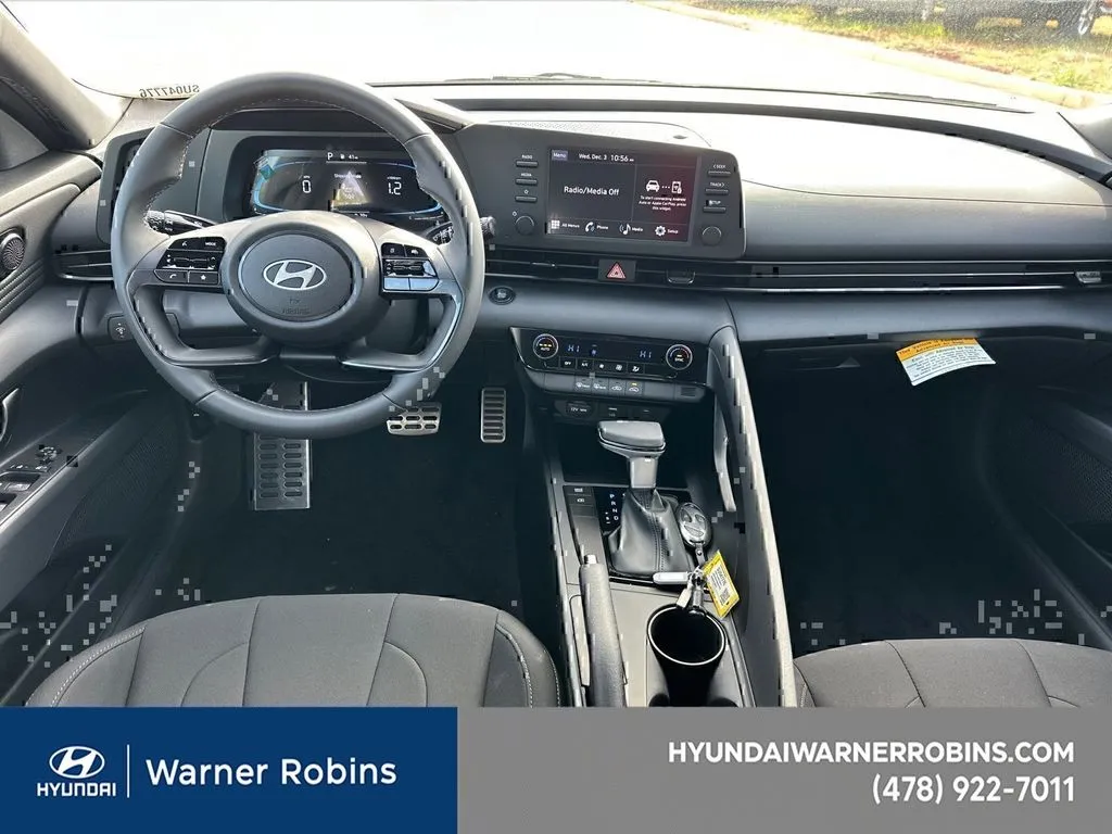2025 Hyundai Elantra SEL - Photo 21