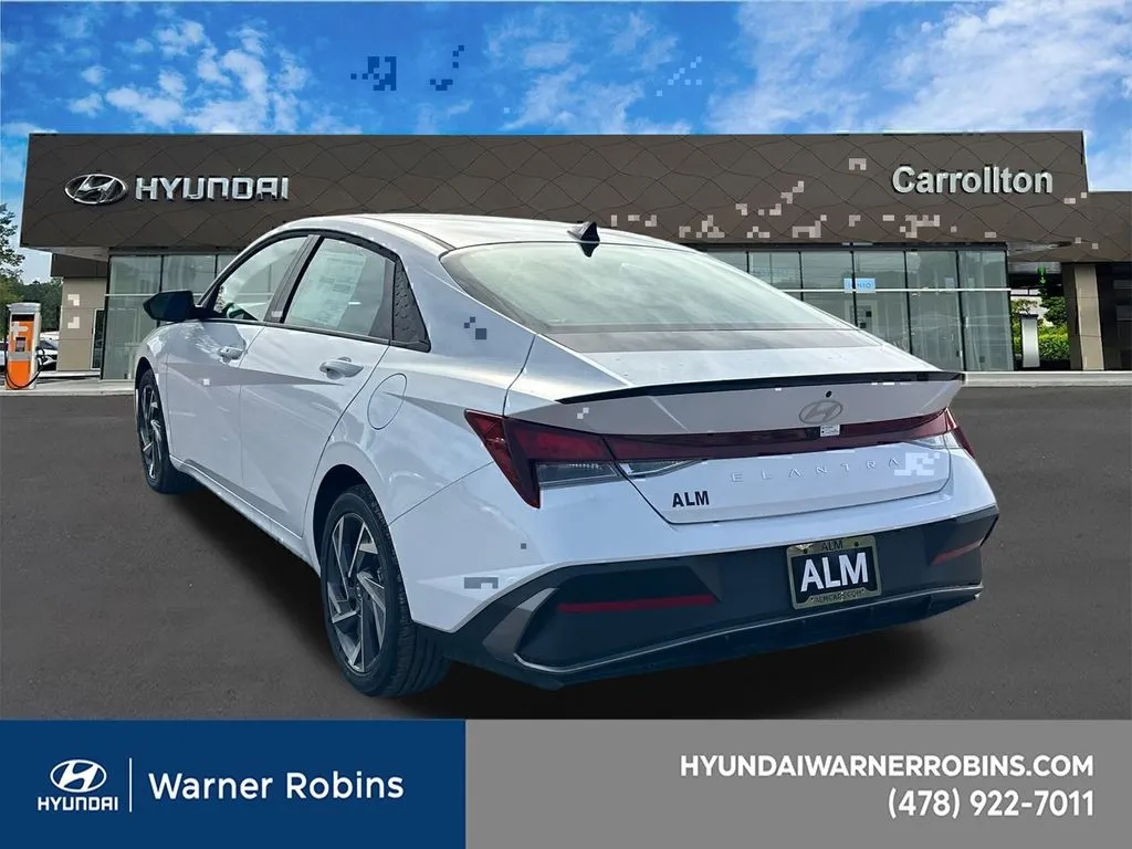 2025 Hyundai Elantra SEL - Photo 6