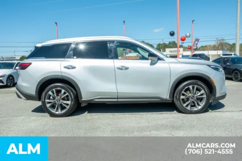 More photos of 2023 INFINITI QX60 LUXE at ALM Hyundai Athens, GA