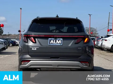 More photos of 2025 Hyundai Tucson Limited at ALM Hyundai Athens, GA