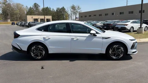 More photos of 2026 Hyundai Sonata SEL Sport at ALM Hyundai Athens, GA