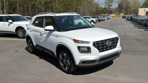 Another view of 2026 Hyundai Venue SEL for sale in Athens, GA at ALM Hyundai Athens