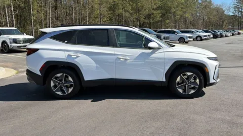 More photos of 2026 Hyundai Tucson SEL at ALM Hyundai Athens, GA