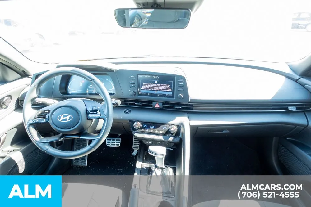 2025 Hyundai Elantra SEL - Photo 26