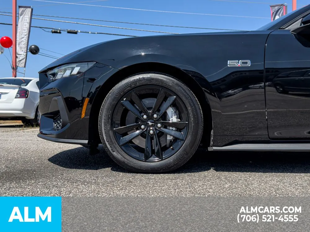 2024 Ford Mustang GT - Photo 15