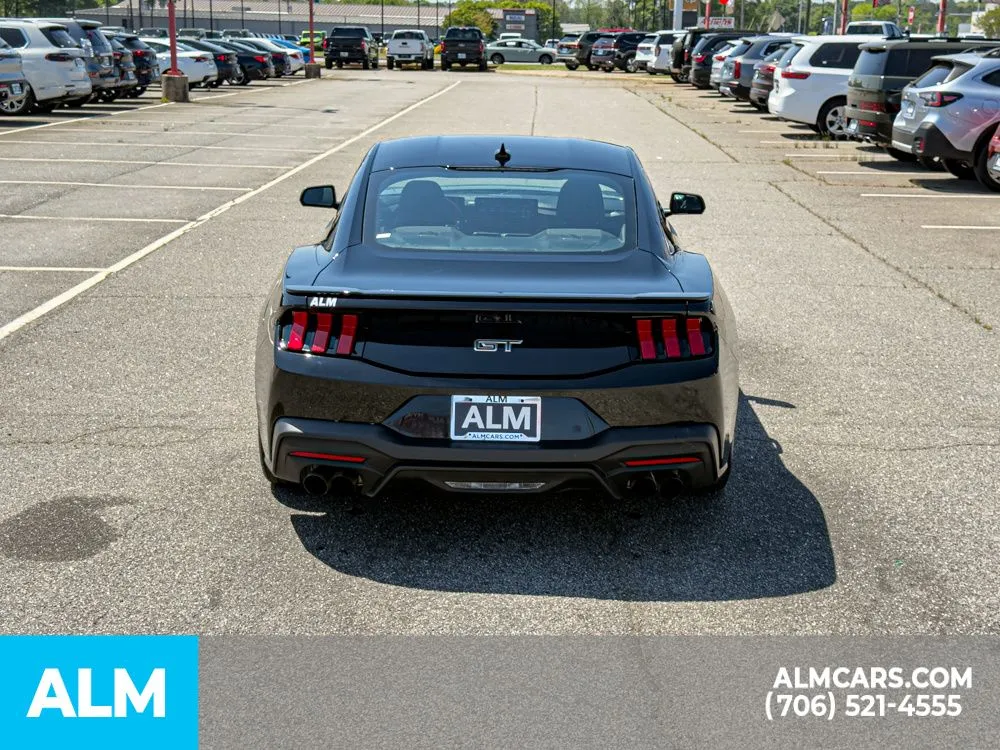2024 Ford Mustang GT - Photo 12