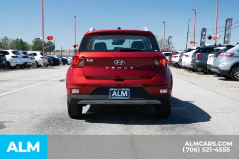 More photos of 2025 Hyundai Venue SEL at ALM Hyundai Athens, GA